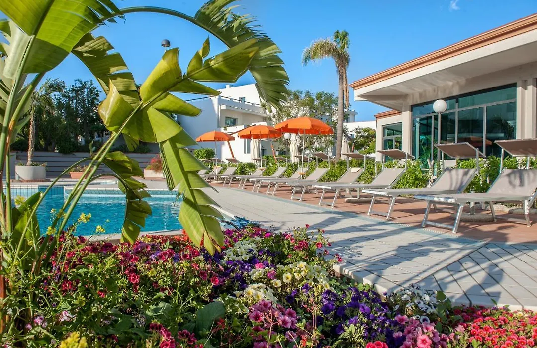 Acacia Marina-1